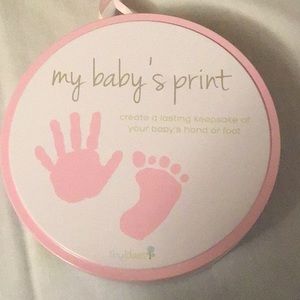 NWOT Tiny Ideas My baby’s Print and extra keepsake boxes